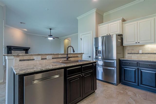 15933 Positano Drive, Edmond, OK 73013
