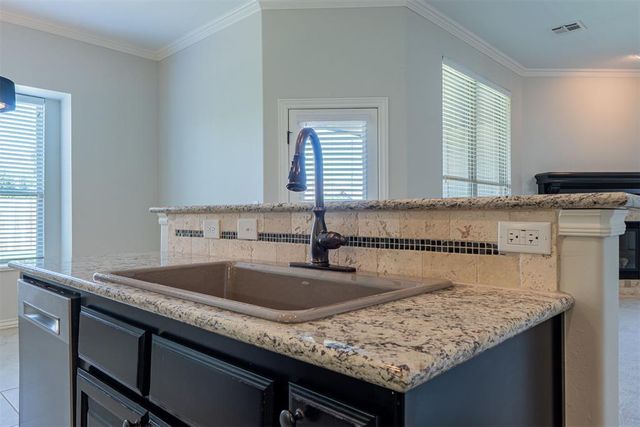 15933 Positano Drive, Edmond, OK 73013