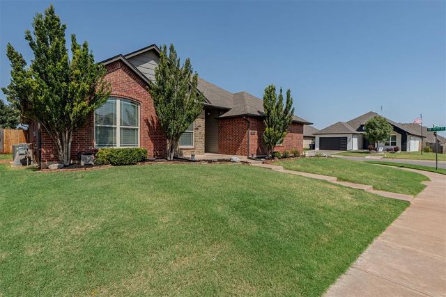 15933 Positano Drive, Edmond, OK 73013