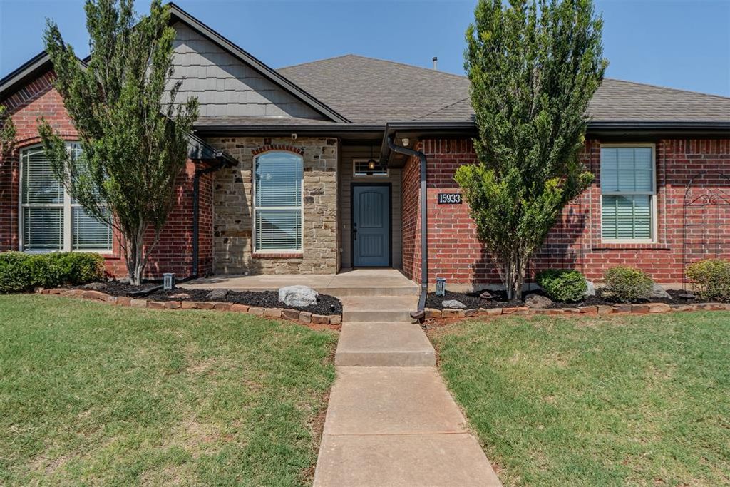 15933 Positano Drive, Edmond, OK 73013