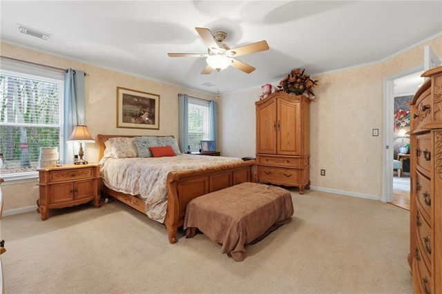 6117 Misty Valley SE Drive, Acworth, GA 30102