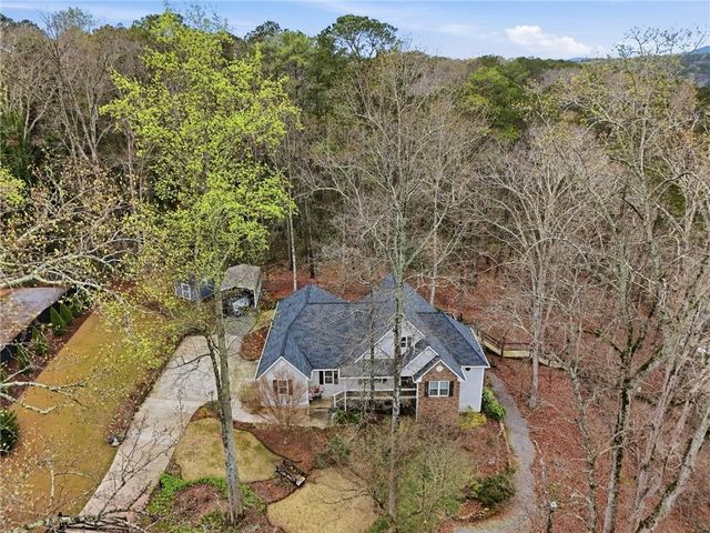 6117 Misty Valley SE Drive, Acworth, GA 30102