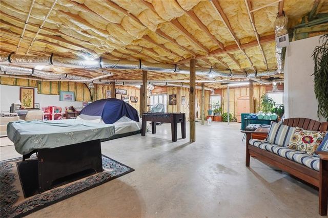 6117 Misty Valley SE Drive, Acworth, GA 30102