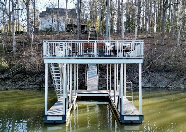 6117 Misty Valley SE Drive, Acworth, GA 30102