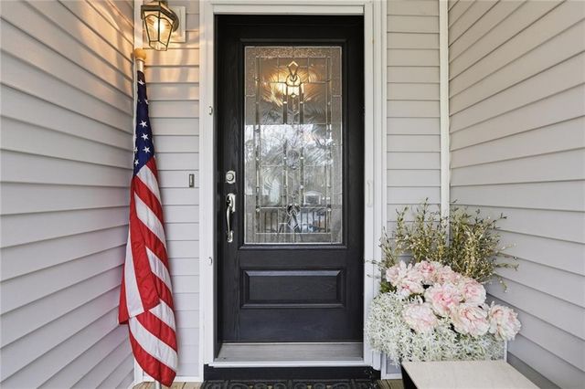 6117 Misty Valley SE Drive, Acworth, GA 30102