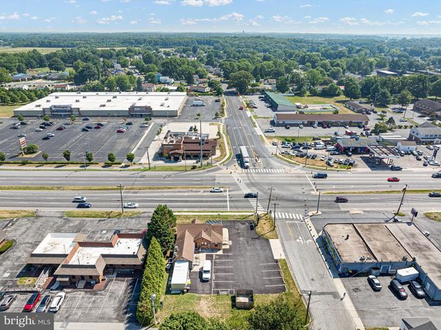 484 N DUPONT HWY, Dover, DE 19901