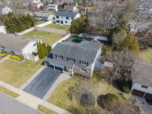 22 Delaware Avenue, Jericho, NY 11753