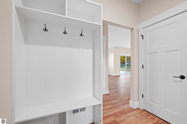 1546 Oban Way, Traverse City, MI 49696