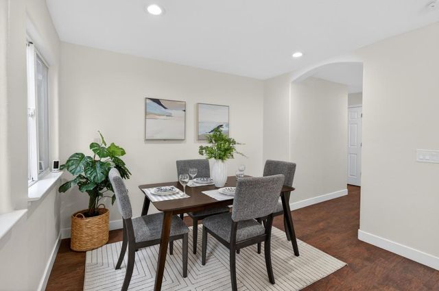 1373 grendel way, Sacramento, CA 95833