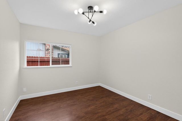 1373 grendel way, Sacramento, CA 95833