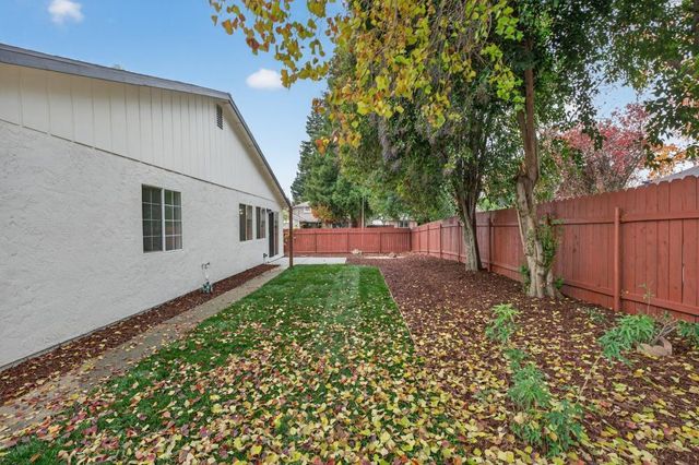 1373 grendel way, Sacramento, CA 95833