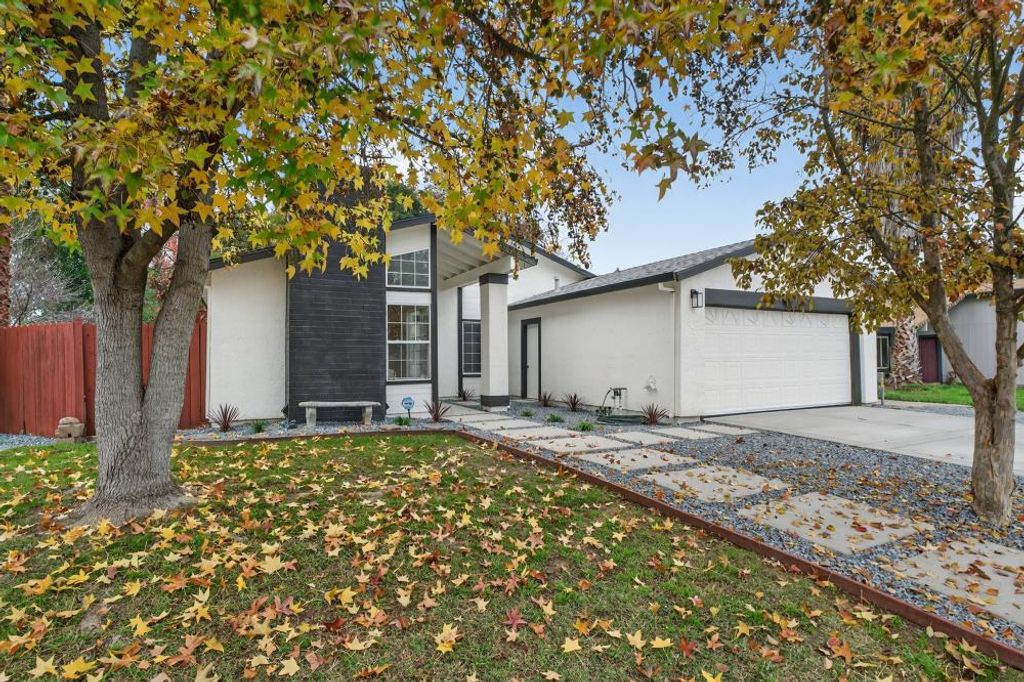 1373 grendel way, Sacramento, CA 95833