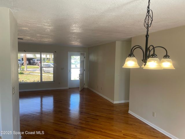 104 Jupiter Court, Indialantic, FL 32903