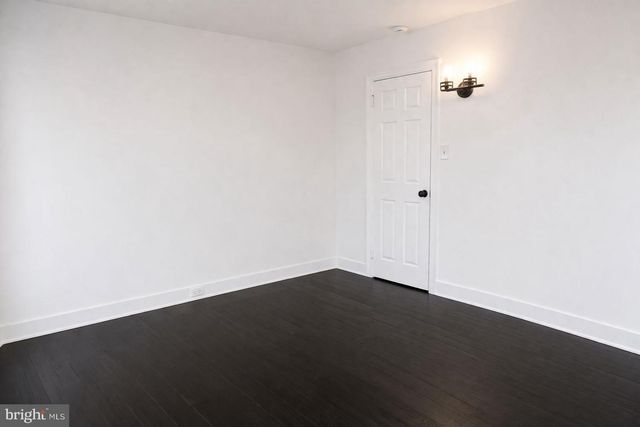 250 E COLLEGE AVE, York, PA 17403