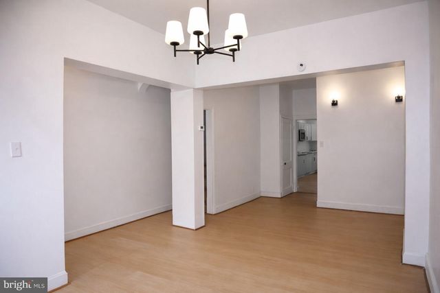 250 E COLLEGE AVE, York, PA 17403