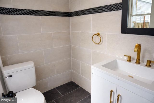 250 E COLLEGE AVE, York, PA 17403