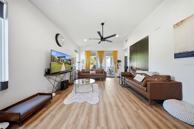 532 31ST STREET S, St Petersburg, FL 33712