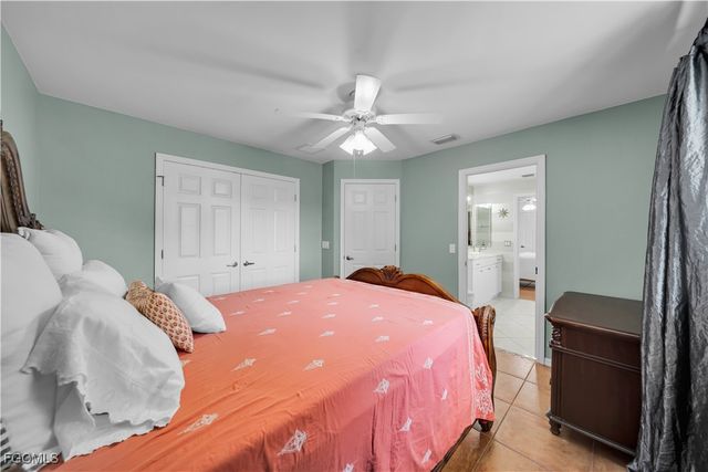 1811 NE 5th TER, Cape Coral, FL 33909