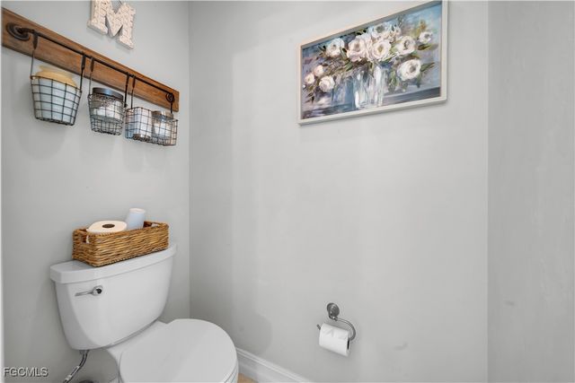 1811 NE 5th TER, Cape Coral, FL 33909