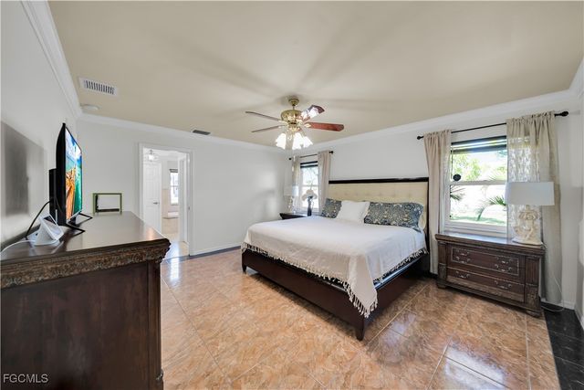 1811 NE 5th TER, Cape Coral, FL 33909