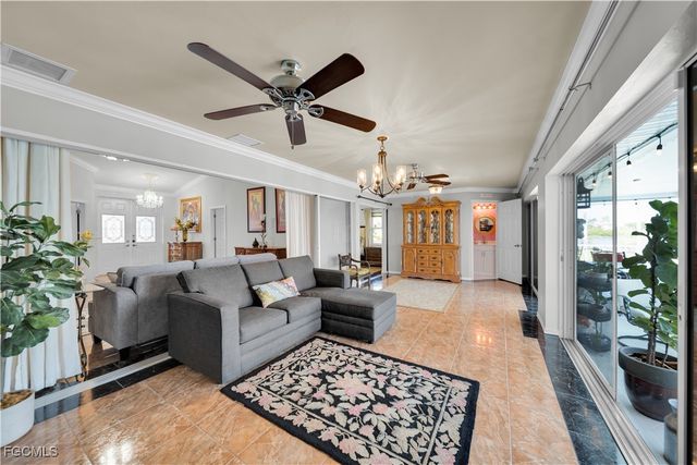 1811 NE 5th TER, Cape Coral, FL 33909