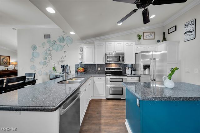 1811 NE 5th TER, Cape Coral, FL 33909