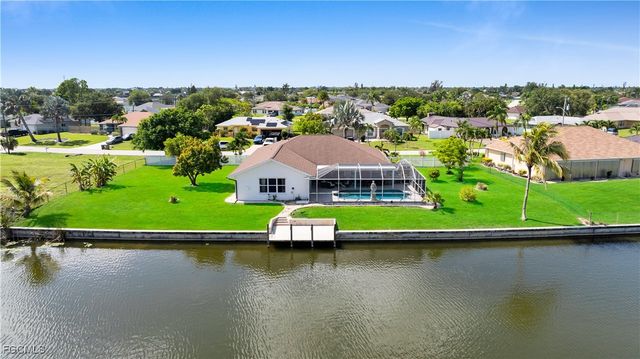 1811 NE 5th TER, Cape Coral, FL 33909