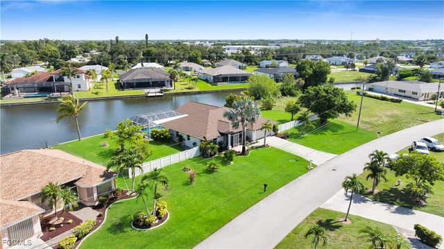 1811 NE 5th TER, Cape Coral, FL 33909