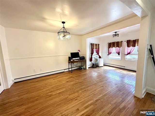 341 18th Street, Newark, NJ 07103