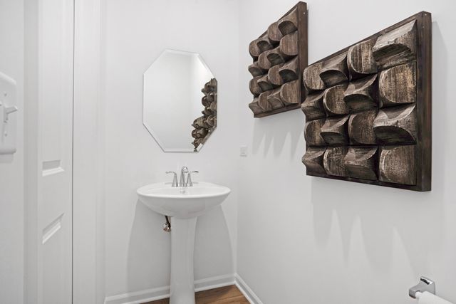 5575 Buttercup Avenue, Portage, IN 46368