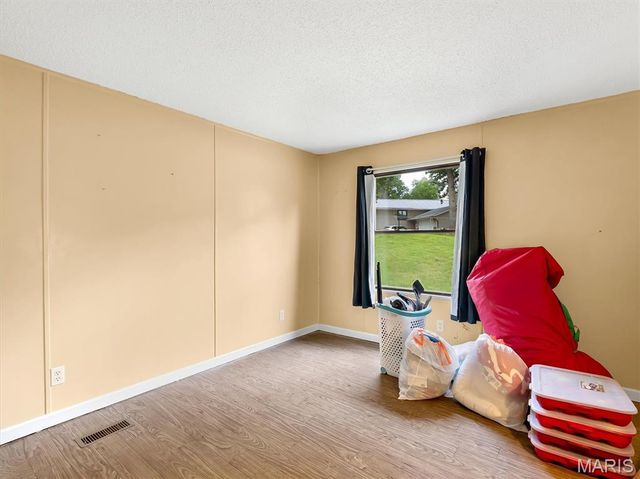 8906 Riverview Drive, Cedar Hill, MO 63016