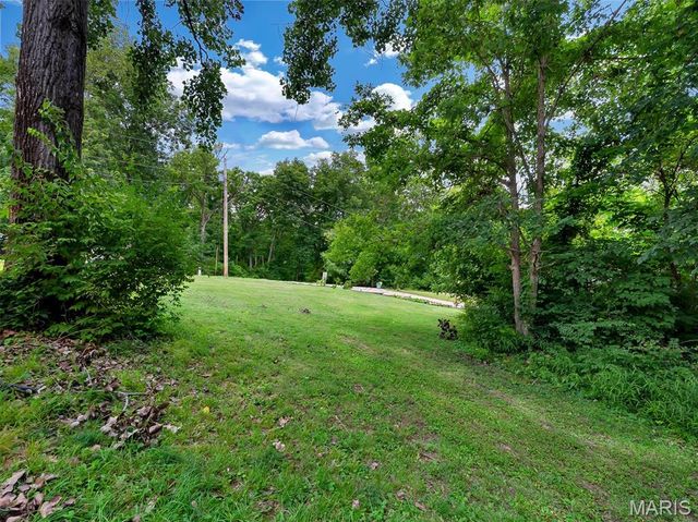 8906 Riverview Drive, Cedar Hill, MO 63016