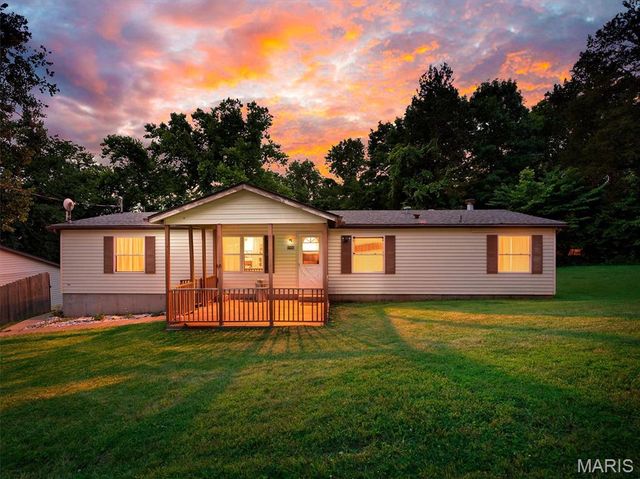 8906 Riverview Drive, Cedar Hill, MO 63016