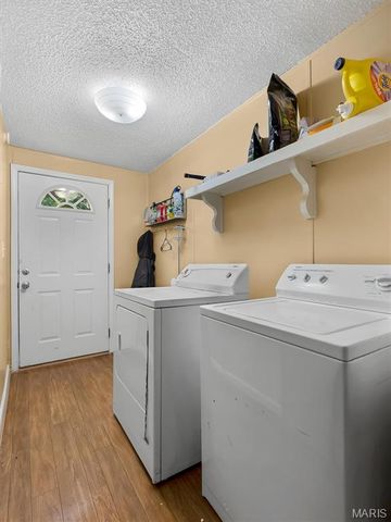 8906 Riverview Drive, Cedar Hill, MO 63016