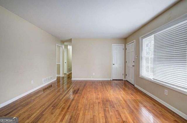 2191 Sun Valley Drive SE, Marietta, GA 30067