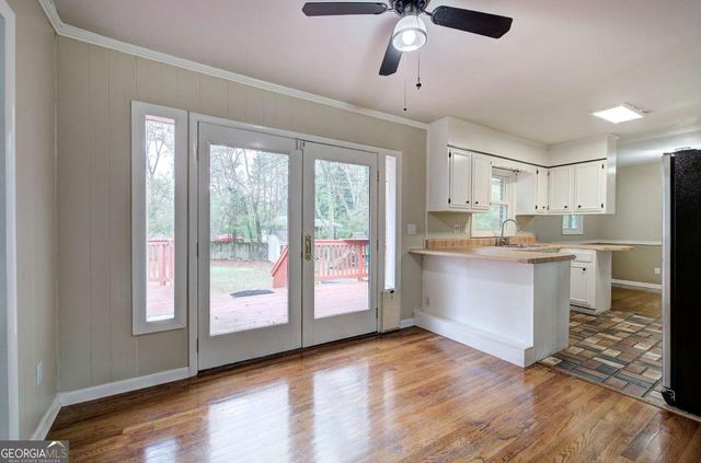 2191 Sun Valley Drive SE, Marietta, GA 30067