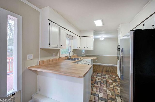 2191 Sun Valley Drive SE, Marietta, GA 30067