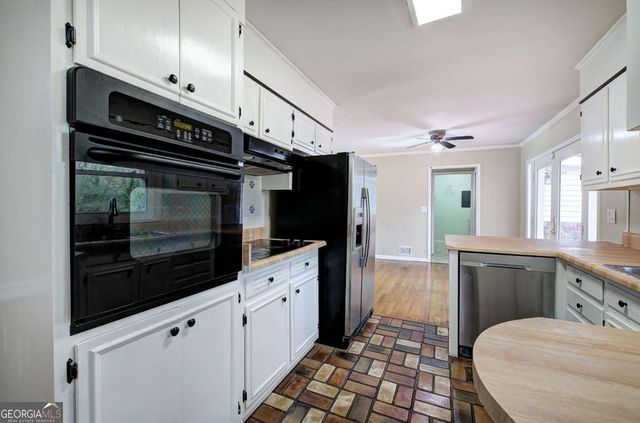 2191 Sun Valley Drive SE, Marietta, GA 30067