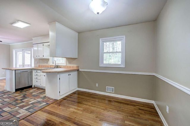 2191 Sun Valley Drive SE, Marietta, GA 30067