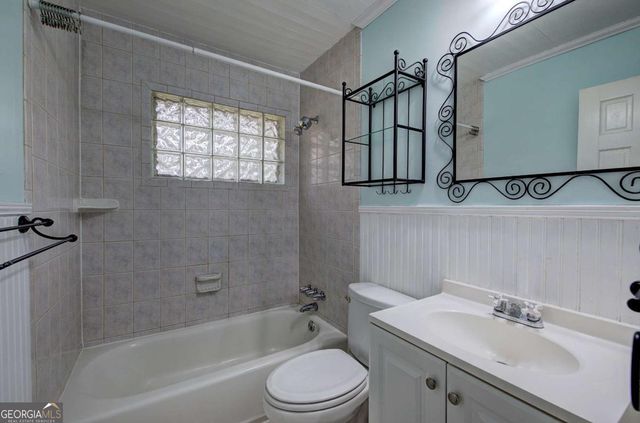 2191 Sun Valley Drive SE, Marietta, GA 30067