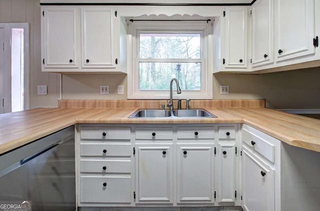 2191 Sun Valley Drive SE, Marietta, GA 30067