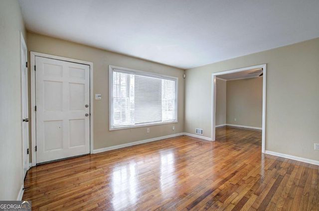 2191 Sun Valley Drive SE, Marietta, GA 30067