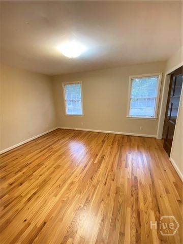 139 E 55th Street, Savannah, GA 31406