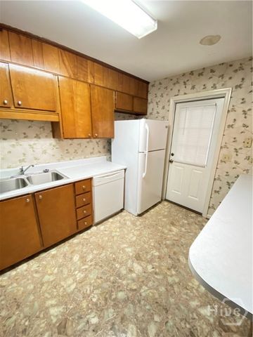 139 E 55th Street, Savannah, GA 31406