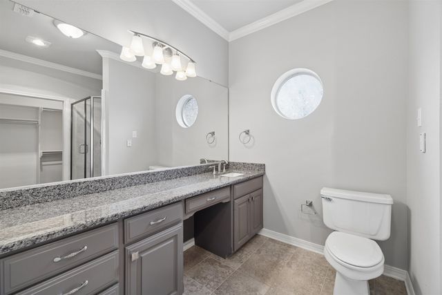 1409 Robbinwood Ct., Longview, TX 75601