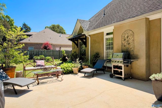 2404 Hideaway Place SE, Decatur, AL 35603