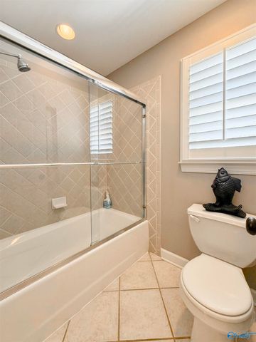 2404 Hideaway Place SE, Decatur, AL 35603