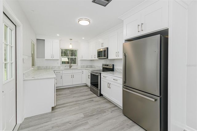 5256 KNIGHTS STATION ROAD, Lakeland, FL 33810