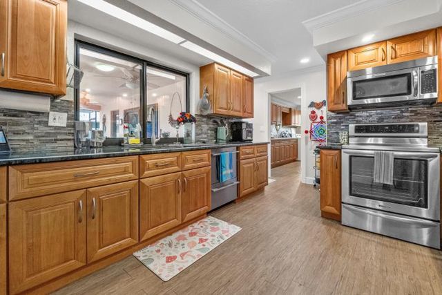 2409 SW 27th Avenue, Fort Lauderdale, FL 33312