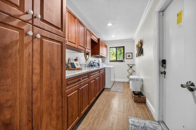 2409 SW 27th Avenue, Fort Lauderdale, FL 33312